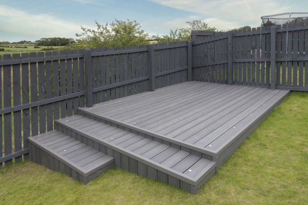 Vinyl Deck Construction in Webster